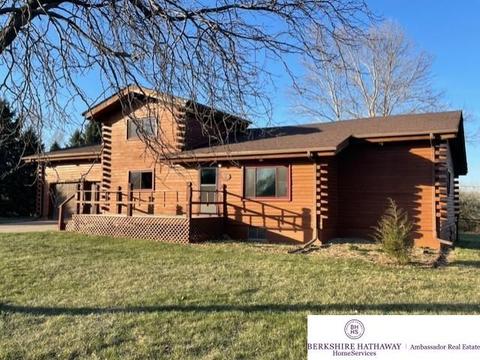 2616 Overlook Cir, Plattsmouth, NE 68048