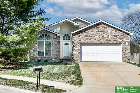12324 Parker Cir, Omaha, NE 68154