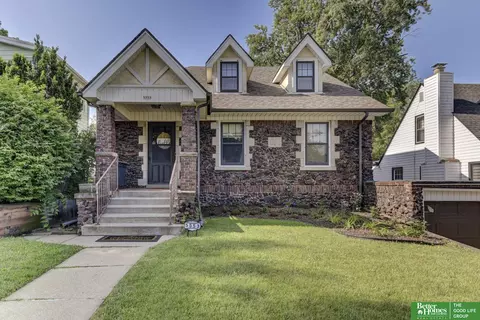 5553 Mason St, Omaha, NE 68106