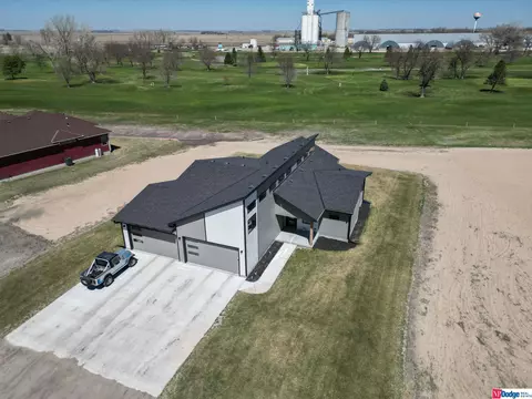 44 Pioneer Lk # R, North Bend, NE 68649