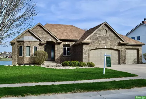 3617 S 196 Ave, Omaha, NE 68130