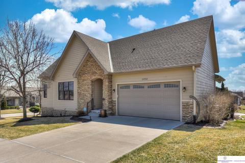 15753 Laurel Ave, Omaha, NE 68116