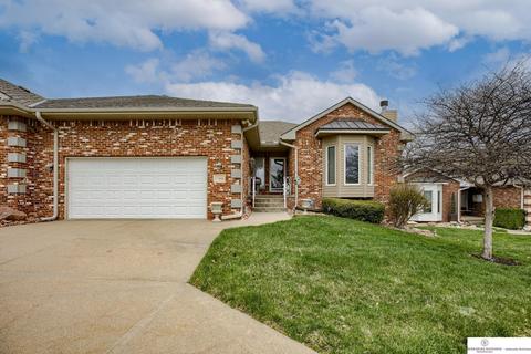17408 Riviera Dr, Omaha, NE 68136