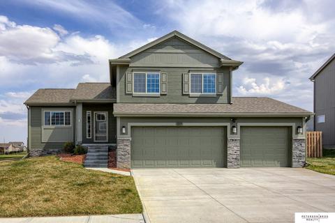 7217 N 167 St N, Bennington, NE 68007