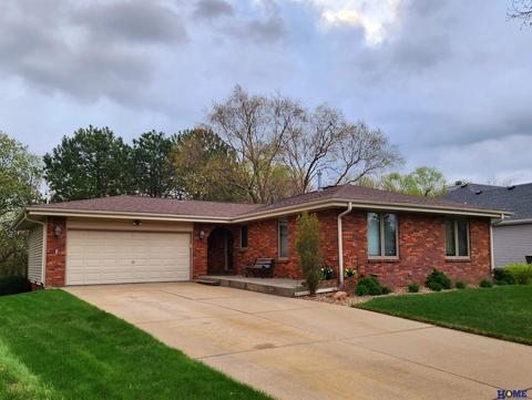 5212 Bison Dr, Lincoln, NE 68516