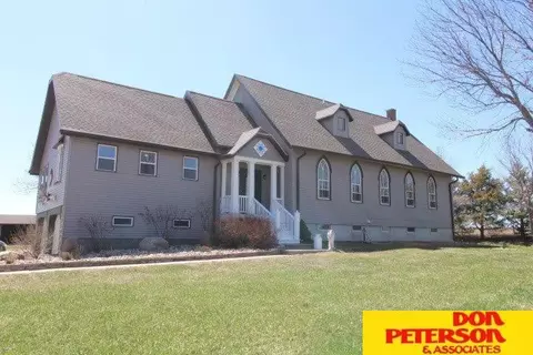 54876 895 Rd, Crofton, NE 68730