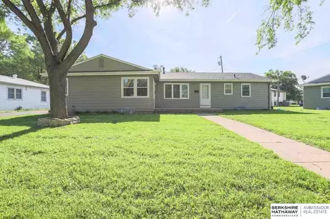 46054603 S 61 Ave, Omaha, NE 68117