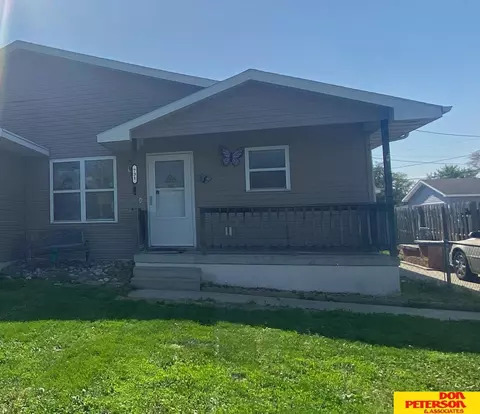 731 Rogers Ln, Fremont, NE 68025