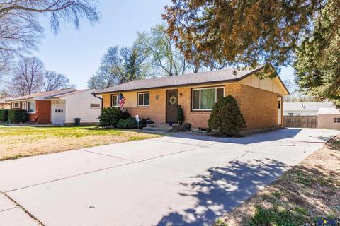 2335 S 60th St, Lincoln, NE 68506