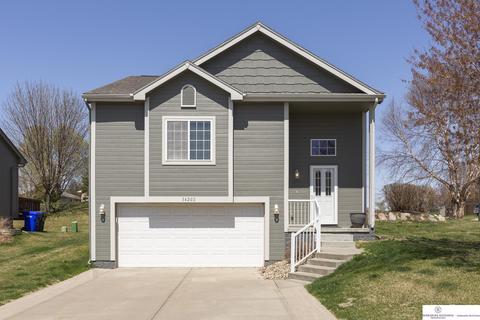 14202 Newport Ave, Omaha, NE 68164