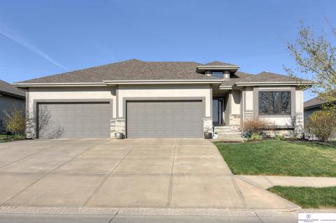 504 S 201 Ave, Omaha, NE 68022