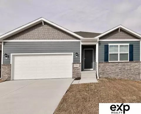 17410 Potter St, Bennington, NE 68007