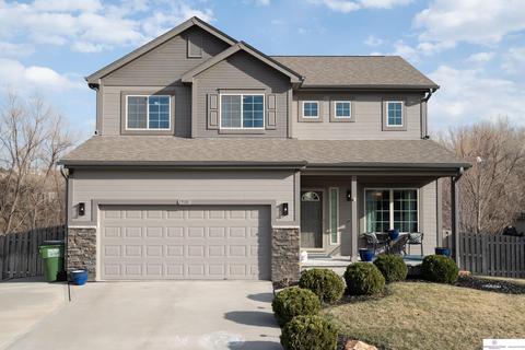 19101 X St, Omaha, NE 68135