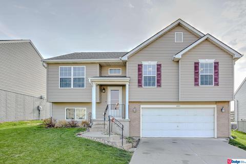 6971 N 89 St, Omaha, NE 68122