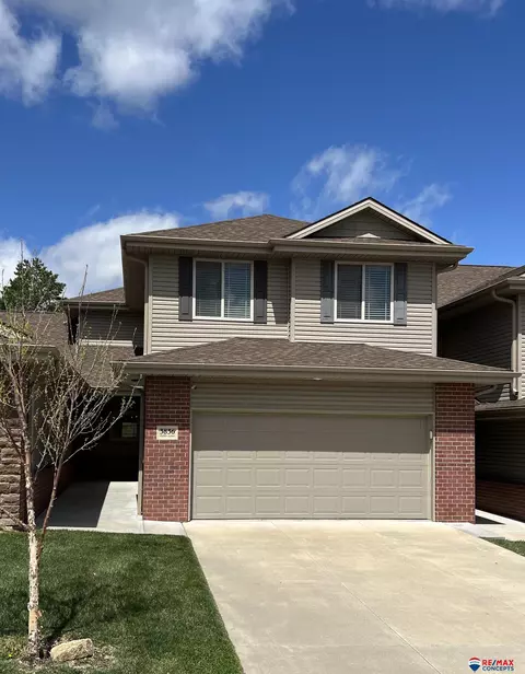 3836 Pablo Ln, Lincoln, NE 68516