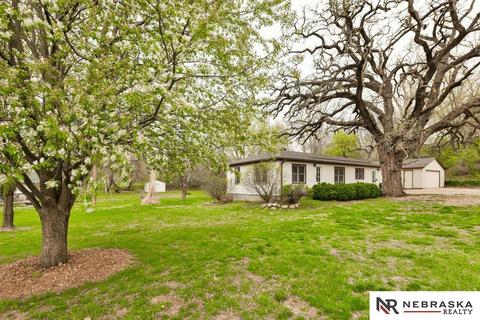 15203 Rock Bluff Ave, Plattsmouth, NE 68048