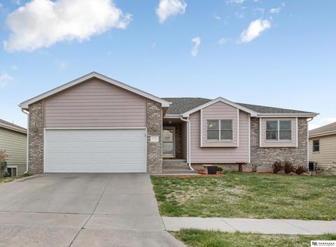 7100 Whitewater Ln, Lincoln, NE 68521