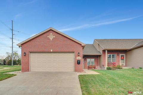 7625 Greycliff Dr, Lincoln, NE 68516
