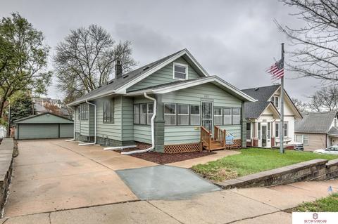 4811 Pierce St, Omaha, NE 68106