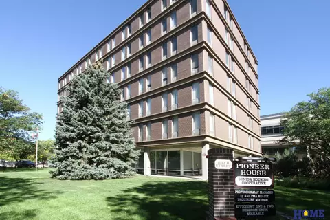 1130 H St #506, Lincoln, NE 68508