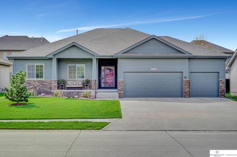 2722 N 189 St, Elkhorn, NE 68022