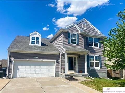 6456 Elm Hurst Dr, Omaha, NE 68157