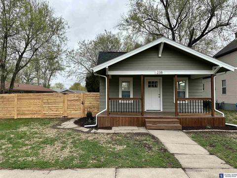 238 B St, Lincoln, NE 68502