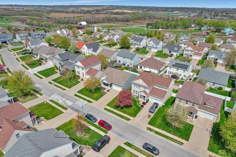 19010 Hansen St, Omaha, NE 68130
