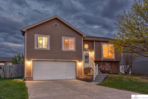 20907 Birch St, Gretna, NE 68028