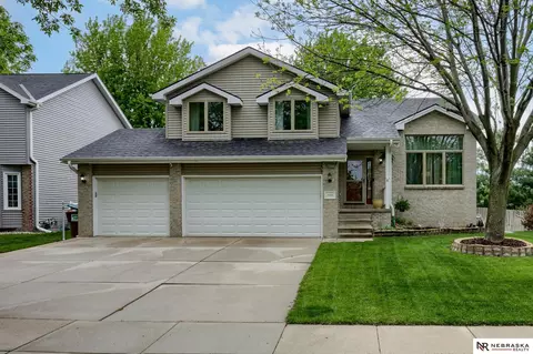 7501 S 32nd St, Lincoln, NE 68516