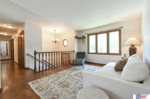 6041 S 52nd Street Ct, Lincoln, NE 68516