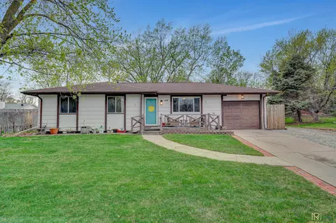 311 Clair Ln, Milford, NE 68405