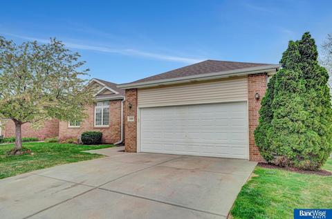 5424 S 80th St, Lincoln, NE 68526