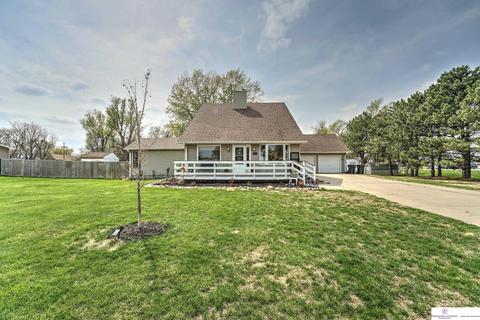 125 N Spruce St, Mead, NE 68041