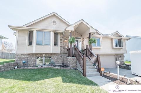 7523 Girard St, Omaha, NE 68122