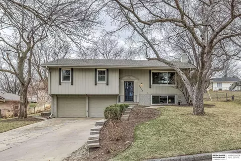 1312 S 165 St, Omaha, NE 68130