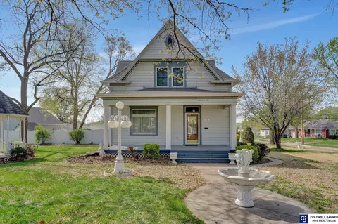 1301 Elk St, Beatrice, NE 68310