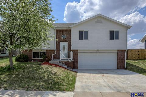 2625 NW Chambers Dr, Lincoln, NE 68524