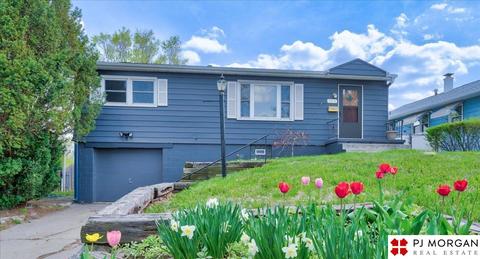 7809 Franklin St, Omaha, NE 68114