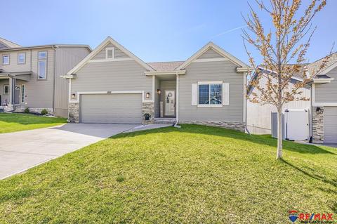 8553 King St, Omaha, NE 68122