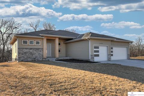 5409 Brook St, Bellevue, NE 68133
