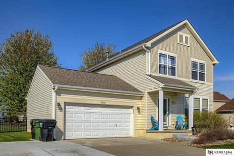 11306 Northridge Dr, Gretna, NE 68028