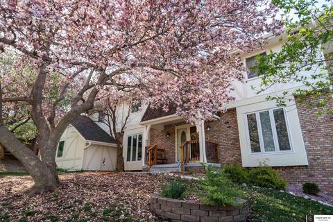 506 Edgewood Ct, Bellevue, NE 68005