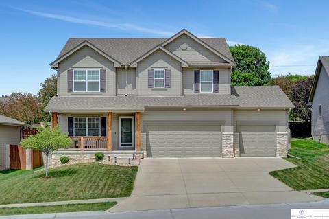 19320 Blaine St, Omaha, NE 68135