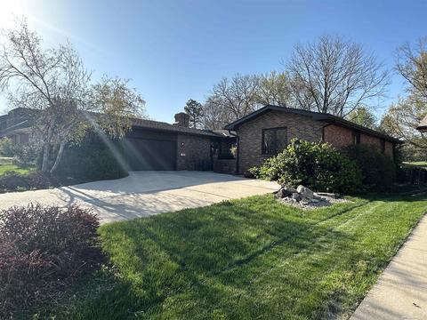 5621 Prescott Ave, Lincoln, NE 68506