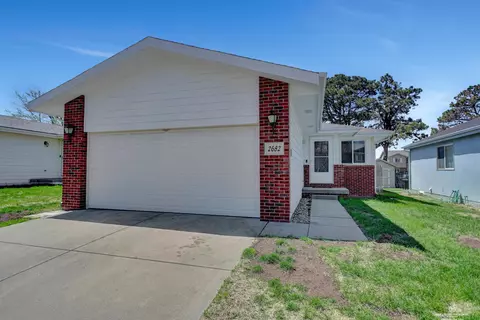 2682 W Sumner St, Lincoln, NE 68522