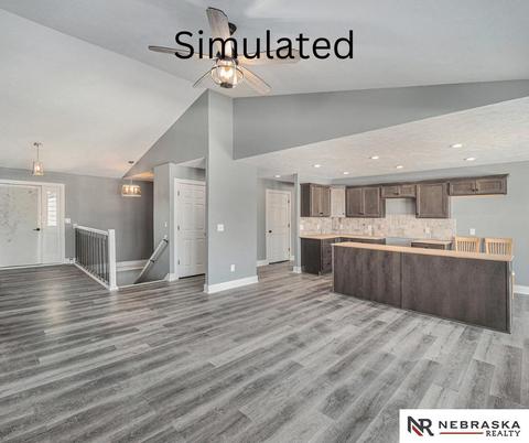 1744 NW 55th St, Lincoln, NE 68528