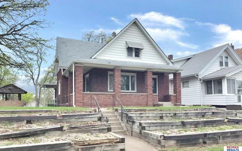 2308 S 11th St, Omaha, NE 68108