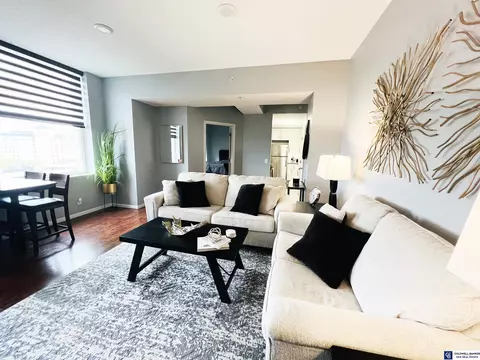 100 N 12 St N #703, Lincoln, NE 68508