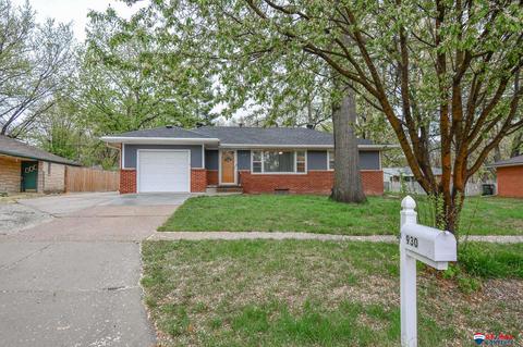 930 N 66 St, Lincoln, NE 68505